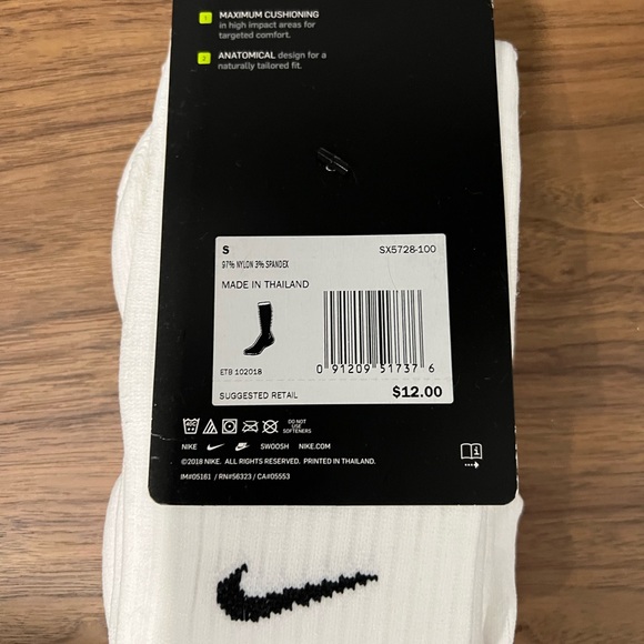 Nike socks - Picture 2 of 2